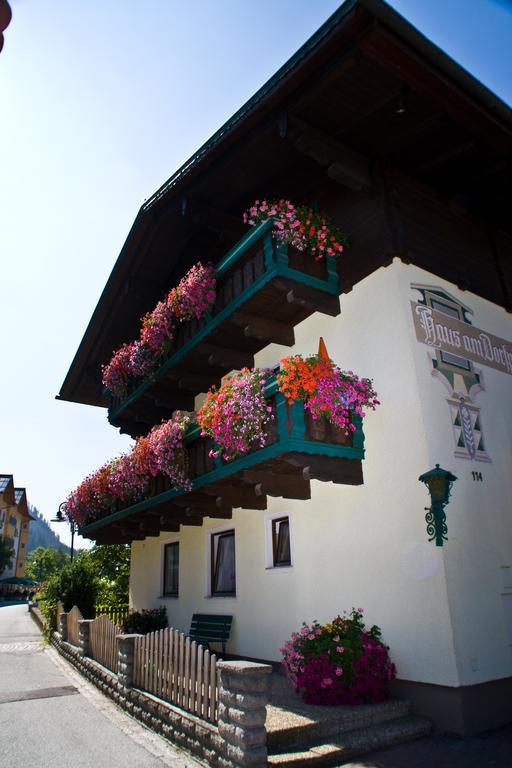 Pension Haus Am Dorfplatz Флахау Экстерьер фото